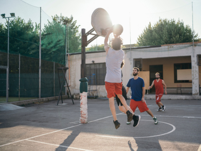 El minibasket y cómo llevar el baloncesto a tu casa
